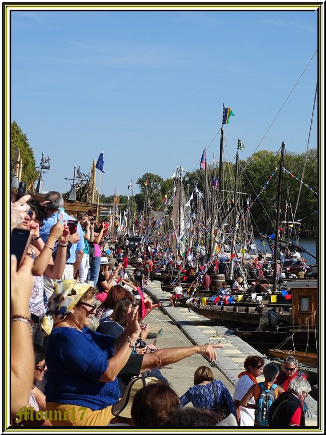 La parade des bateaux au festival de Loire 2017