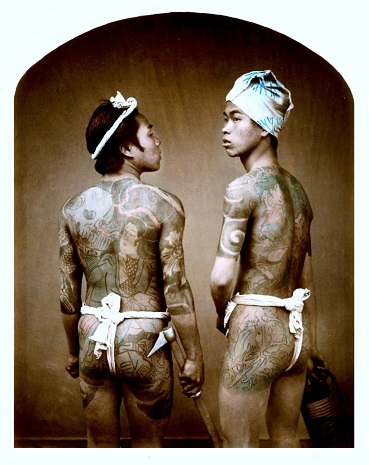 Photos couleur de tatouages ​​Yakuza de la période Meiji ...