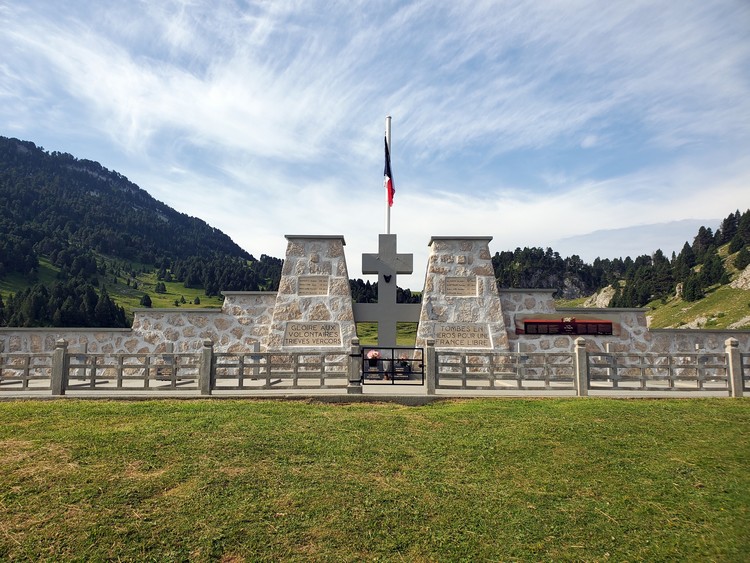 Monument-nécropole