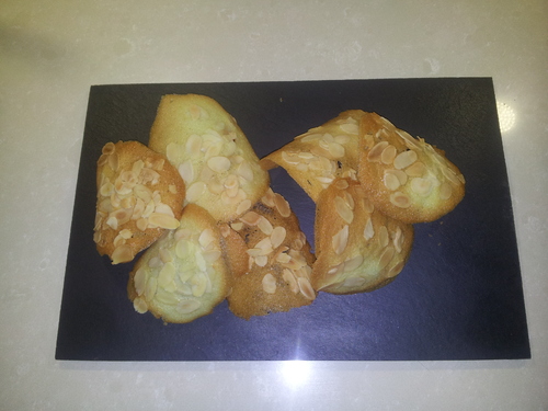 TUILES AUX AMANDES