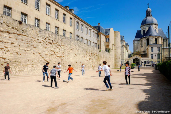 10 - Balades Dans Paris, À La Découverte - De L'histoire De France - Par Marine Guiffray -