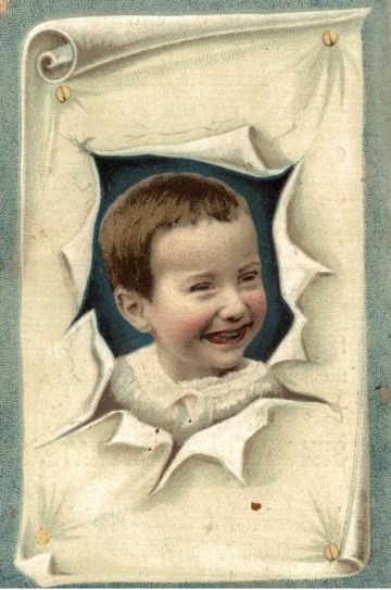 Cet enfant a reçu sa tablette de chocolat et son chromo d’avocat (chromo, fin du XIXème siècle)
