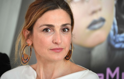 Pour Julie Gayet, «la fonction de première dame est sexiste»