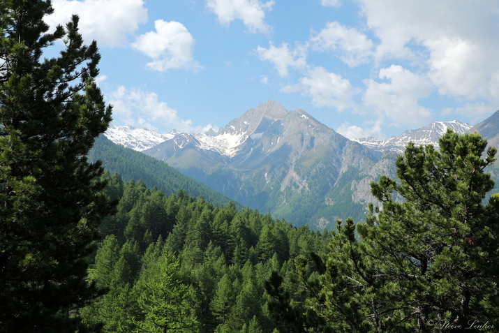 Du village de l' Echalp au col Lacroix