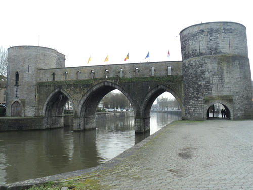  * Le Pont des Trous à Tournai