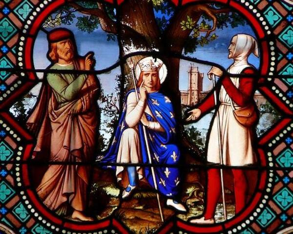 Saint-Louis rendant la justice sous un chêne. Vitrail de la cathédrale Notre-Dame (Senlis. Oise. 60300).