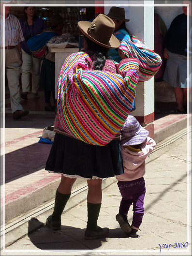 Petit arrêt au marché de Pisac - Pérou