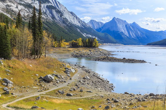 Medicine Lake, Icefields Parkway, Alberta, Canada