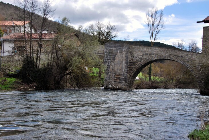 J26 - Zubiri - Le pont romain