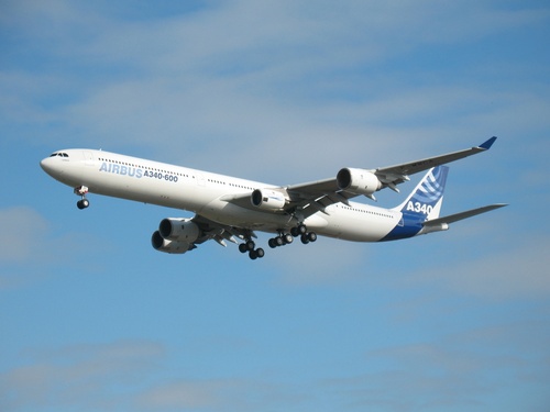 Airbus A 340 et A 330 Prototypes