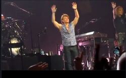 VIDEO Bonjovi en amérique à pittsburgh 21 février 2013 