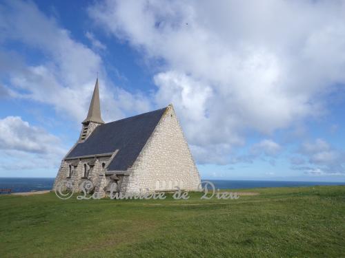 Étretat, la chapelle Notre-Dame de la Garde