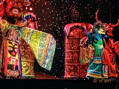 spectacle de danses à Kunming