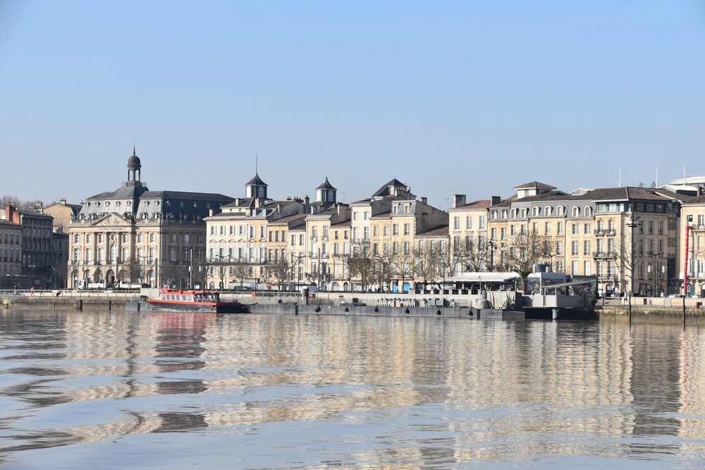 Balade  en Batcub sur le Port de la Lune, à Bordeaux...