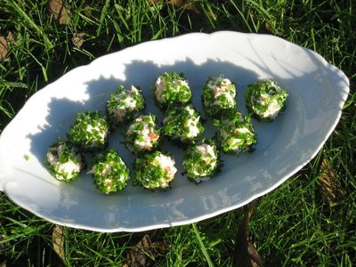 Blog de lisezmoi :Hello! Bienvenue sur mon blog!, Boulettes de surimi au carré frais