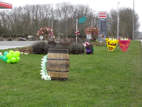 Les rues de Châtillon sur Seine décorées magnifiquement pour la Saint Vincent Tournante des Crémants de Bourgogne 2013......