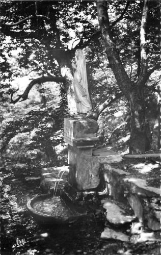 Pignans : Fontaine Sainte (Notre-Dame des Anges)