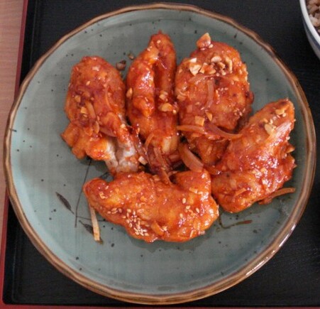 DAKGANGJEONG (/닭강정) - Poulet frit croustillant en sauce aigre-douce épicée