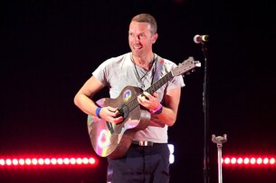 Chris Martin of Coldplay performs onstage at the 2024 iHeartRadio Music Festival at T-Mobile Arena on Sept. 21, 2024 in Las Vegas, Nevada.