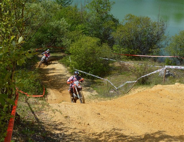 Blog de sylviebernard-art-bouteville : sylviebernard-art-bouteville, 29ème Enduro des Coteaux Charentais . Châteauneuf-sur-Charente 4.05.2014 (N°5)