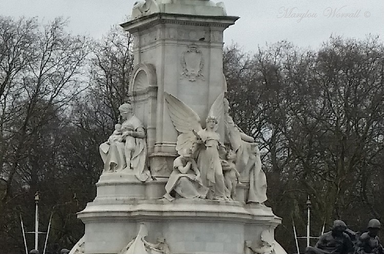 Londres : Le Queen Victoria Memorial 