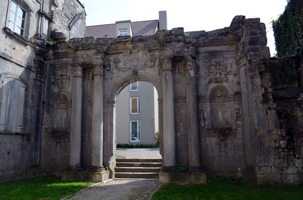 Langres