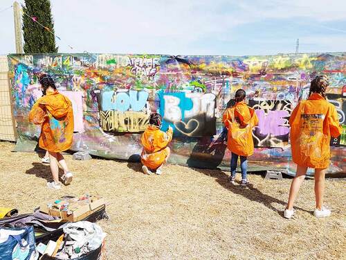 "sport en fete" à Lunel (34) en juin 2017. Découverte pour 16 jeunes au graff lors de ce festival famillial autour de la culture et du sport. Merci aux municipalités de Saturargues et Lunel 
