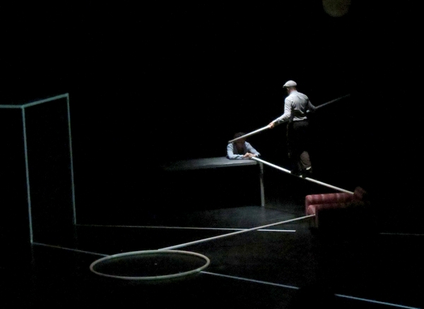 "Au bord du vide" un spectacle poétique des Arts du Cirque a ravi les spectateurs !