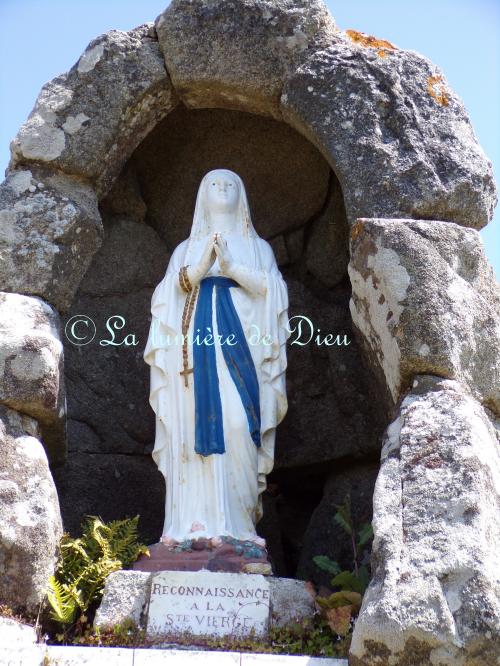 Belz, la grotte de Lourdes de Port Niscop