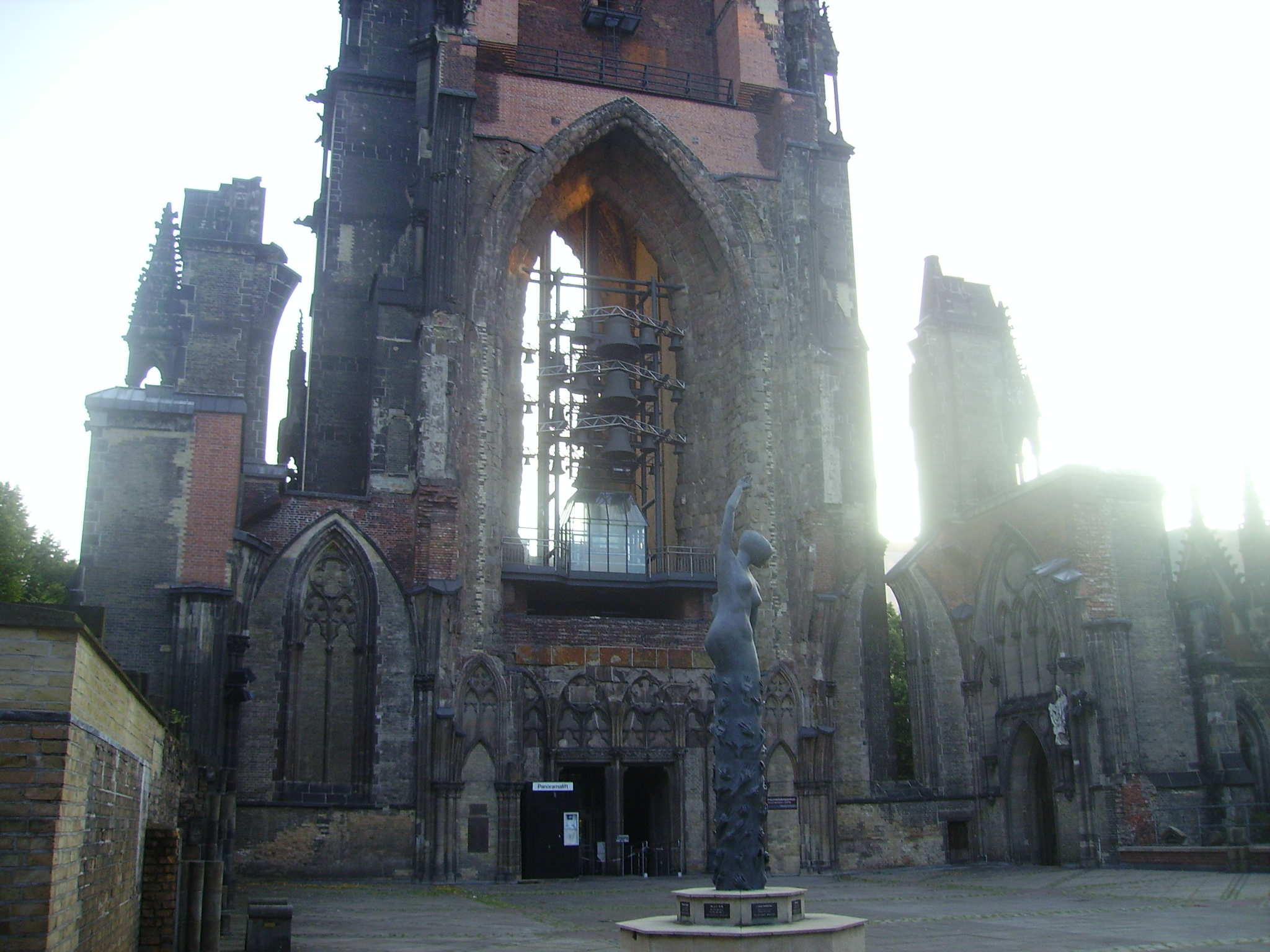 File:Hamburg Ruine St. Nikolai 3.JPG - Wikimedia Commons