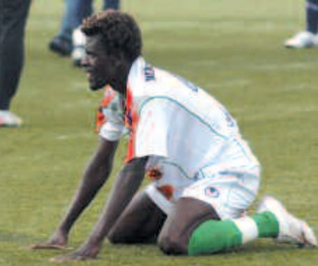 Jeudi 14.5.2009 stade Omar-Hamadi MCA-USMB 1-1