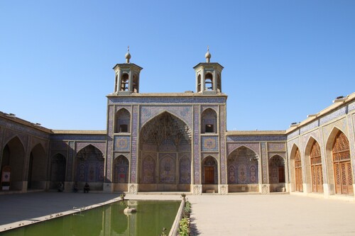 La mosquée rose Nasir ol-Molk à Shiraz