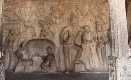 Krishna, la motte de beurre et son temple. À Mahabalipuram