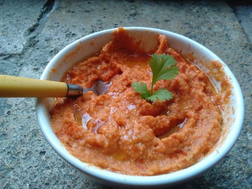 Houmous rouge pour des tartines gourmandes et colorées