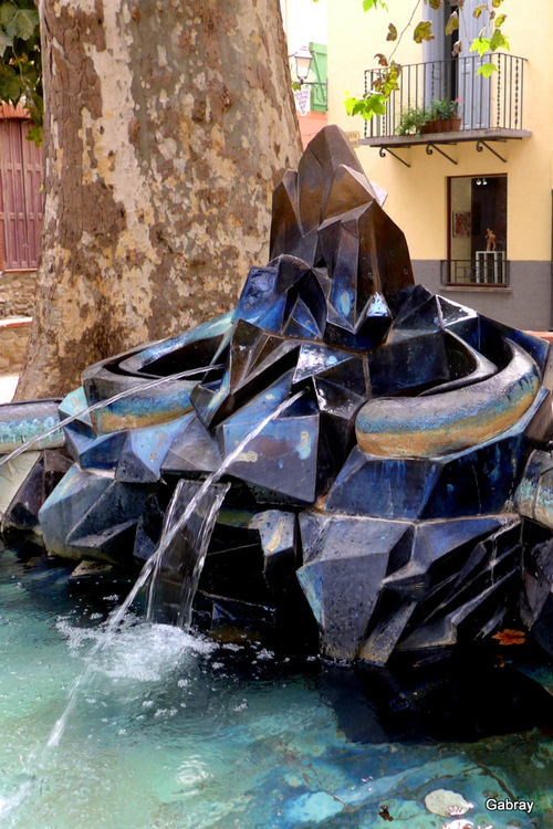 Céret : la fontaine Picasso ... n 2