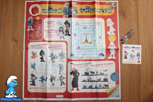 Set de jeux en papier et coloriage Schtroumpf MCDONALD'S 2013