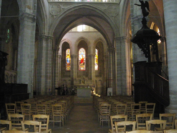 CLAMECY (58) la collégiale Saint-Martin