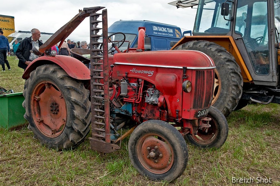 hanomag R425