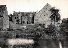 LES REMPARTS DE SAINTE-MARIE-LA-ROBERT (Orne)