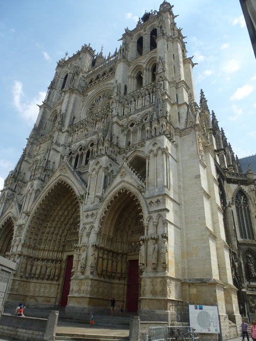 PHOTOS DE LA CATHEDRALE D'AMIENS ET DE SON QUARTIER