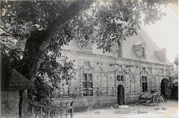 LES REMPARTS DE CREULLY (Calvados)