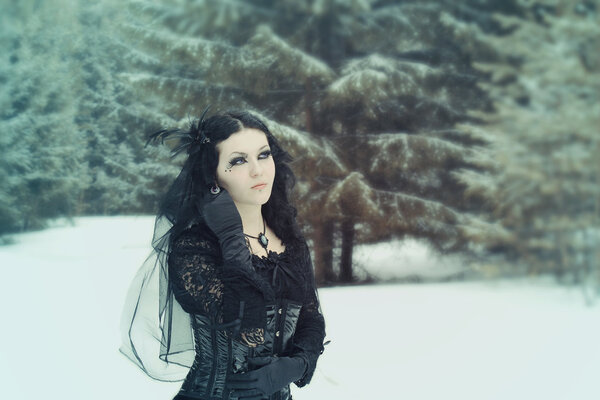 Dames gothiques en hiver