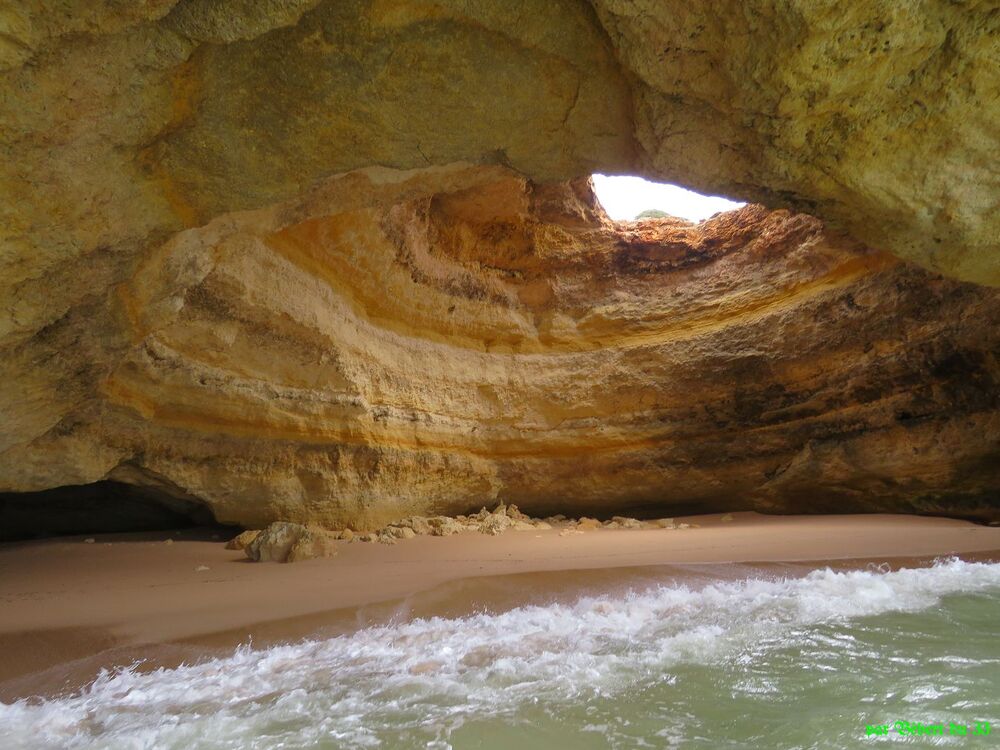 les caves de Bénagil au Portugal