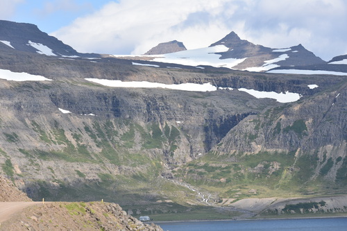 De Laugarhóll à Urðartindur (Nordurfjördur)