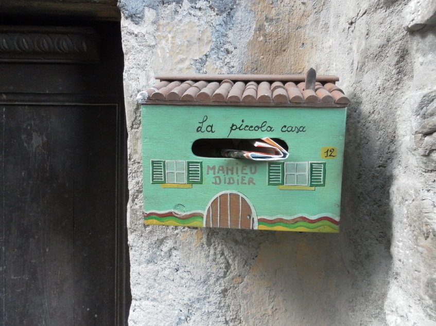 Menton , l'Italie n'est pas loin : les villages perchés