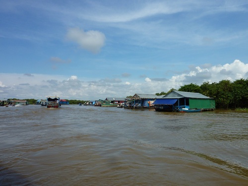 Les villages du Tonlé Sap