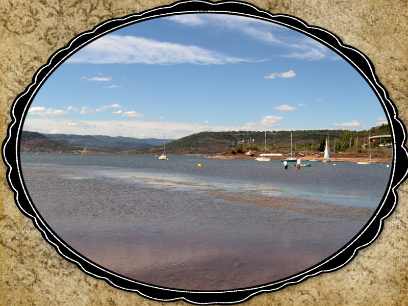 Lac de Salagou dans l'Hérault