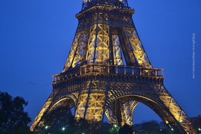 La tour Eiffel prépare un nouveau coup d'éclat pour la fin 2014