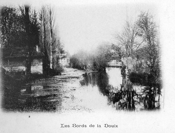 Jean Millot, Président d' "Images en Châtillonnais" a présenté, lors d'une conférence, l'éditeur de cartes postales châtillonnais Henri Massenet