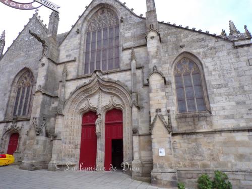 Josselin, la basilique Notre-Dame du Roncier